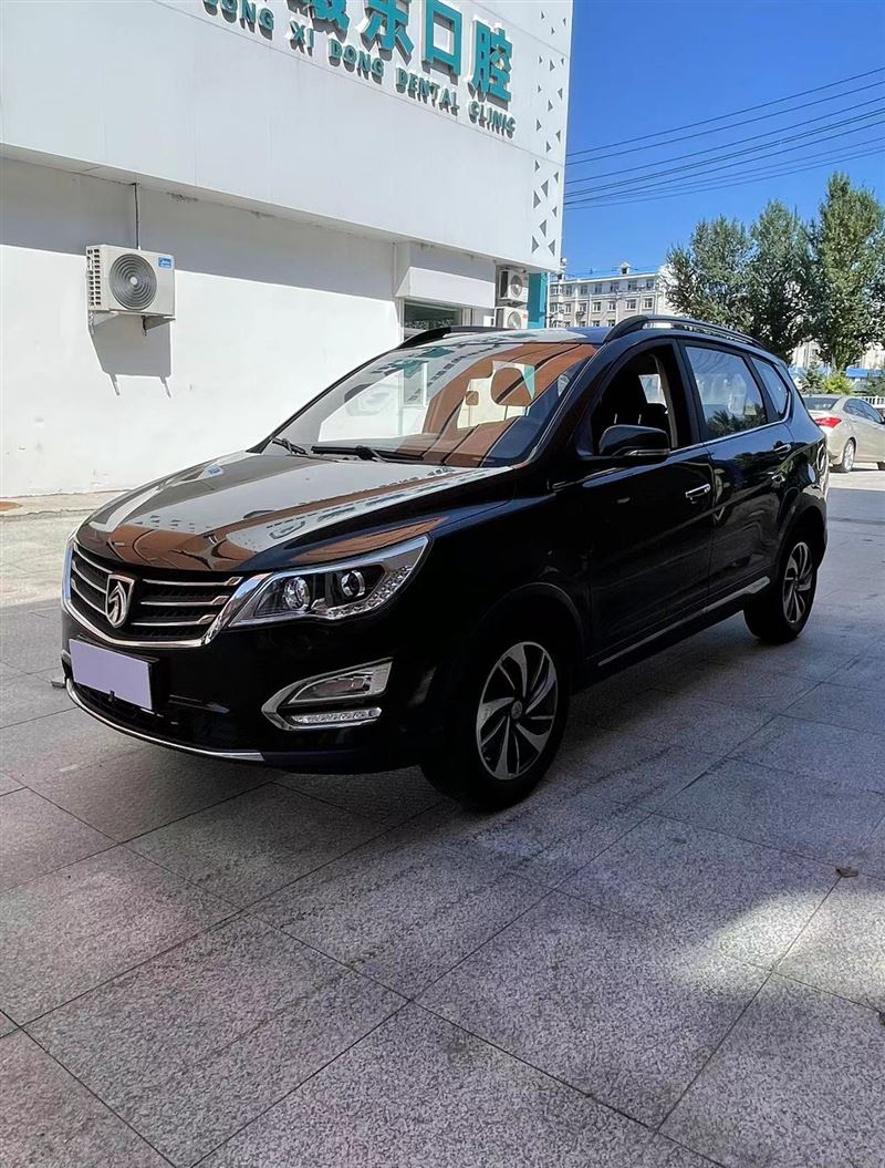 16年寶駿560