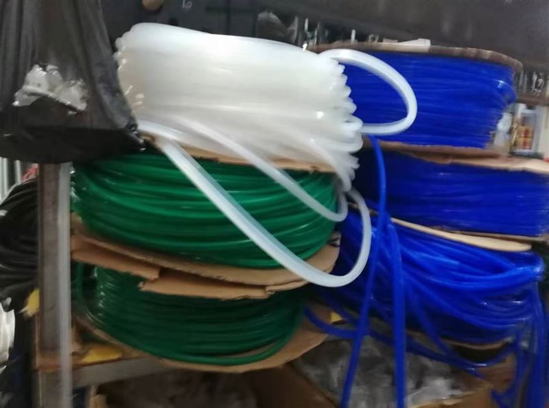 銷售維修門窗一定做鈔窗一軟包一白鋼